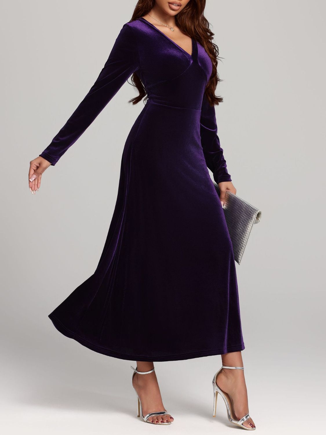 Hazel Blues® | V-Neck Long Sleeve Velvet Dress